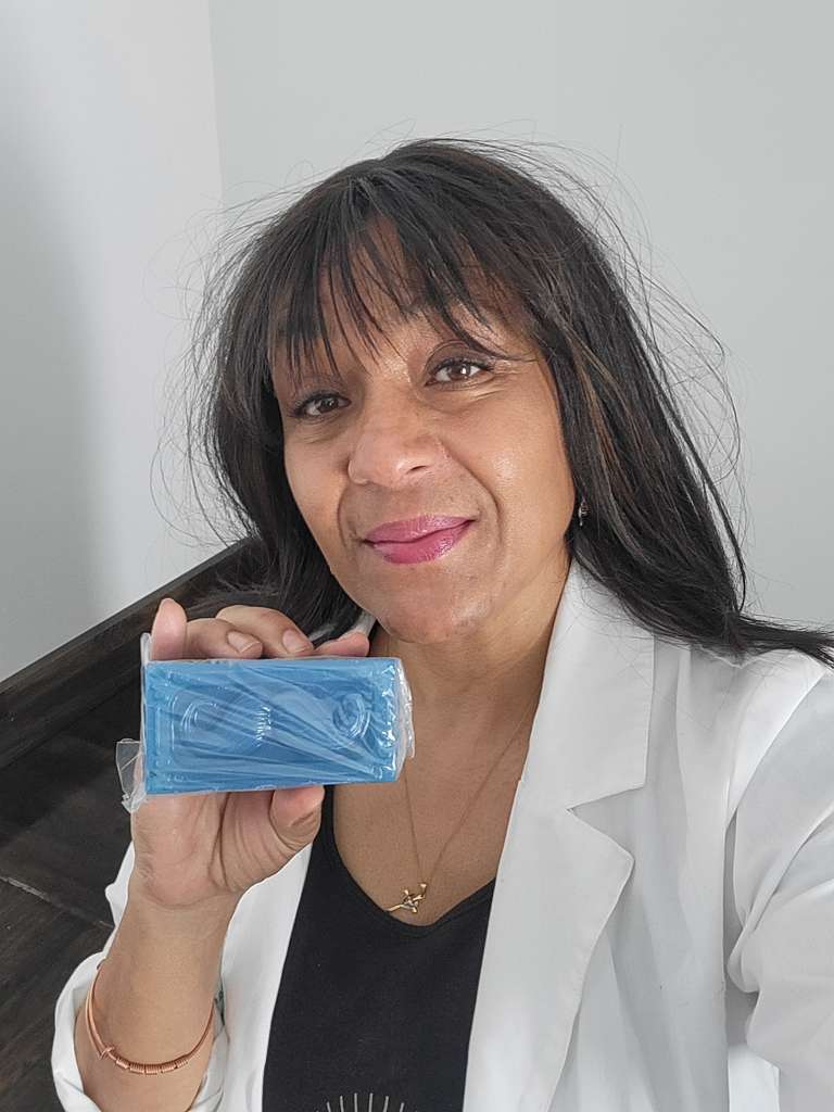 Soap Hamptons - Image 4